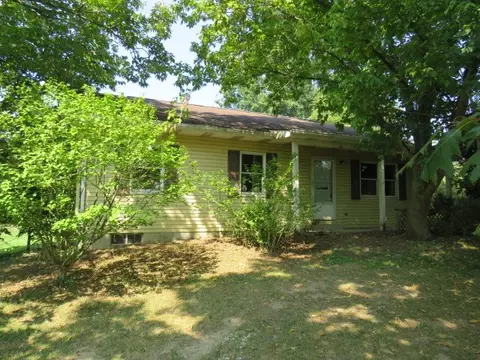 110 Tate Rd, Hookstown, PA 15050