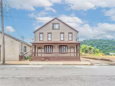 210-212 Atlantic Ave, Mckeesport, PA 15132