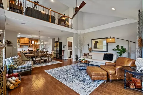 Living - 107 Resolution Dr, Mars, PA 16046 photo 2 of 4