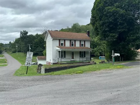 901 Clearfield Rd, Fenelton, PA 16034