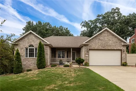 304 Columbia Dr, Aliquippa, PA 15001