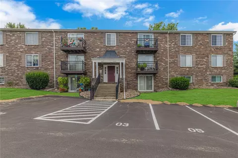 6223 Patrick Henry Dr, Aliquippa, PA 15001