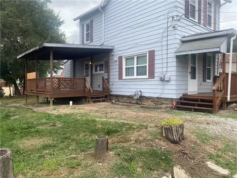 106 Greely Ave, Connellsville, PA 15425