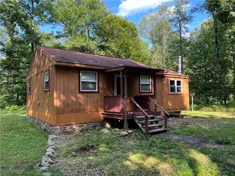 311 Red Line, Kennerdell, PA 16374