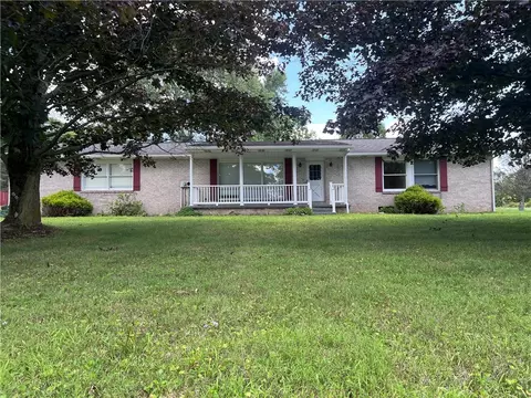 2318 Hillsville Rd, Edinburg, PA 16116