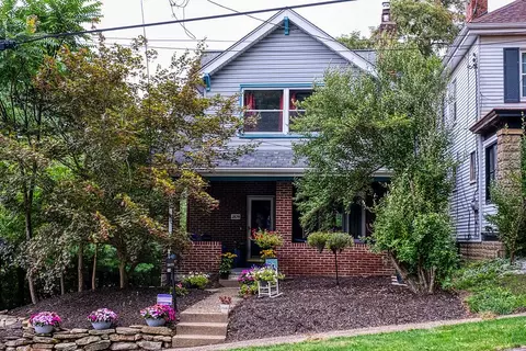 2874 Sanborn St, Pittsburgh, PA 15204