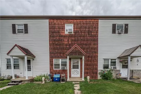 3 Elizabeth St #103, Slovan, PA 15078