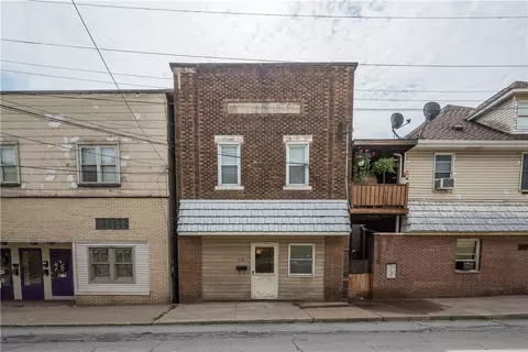1525 Main St, Burgettstown, PA 15021