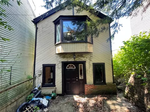 1338 Geyer Ave, Pittsburgh, PA 15212