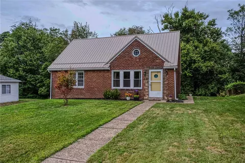 114 Fairview Ave, Ambridge, PA 15003