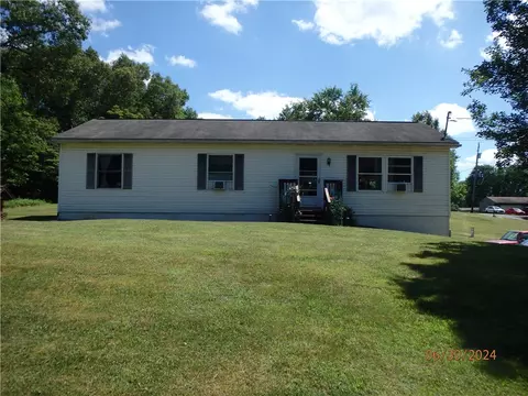 140 Oak Hill Rd, West Sunbury, PA 16061