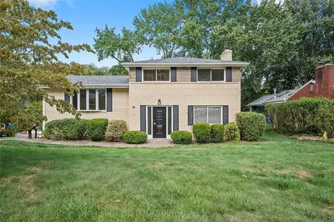 258 Gates Dr, Homestead, PA 15120