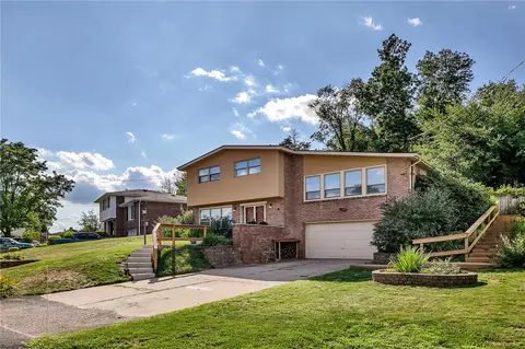 5058 Sequoia Ct, Export, PA 15632 photo 2