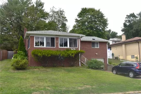 3606 Valewood Dr, Homestead, PA 15120