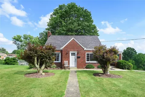 113 Elm Dr, Trafford, PA 15085