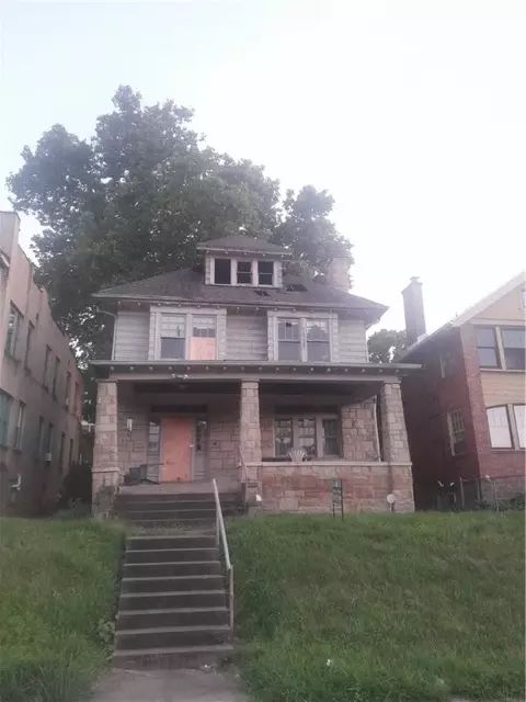 6920 Mcpherson Blvd, Pittsburgh, PA 15208