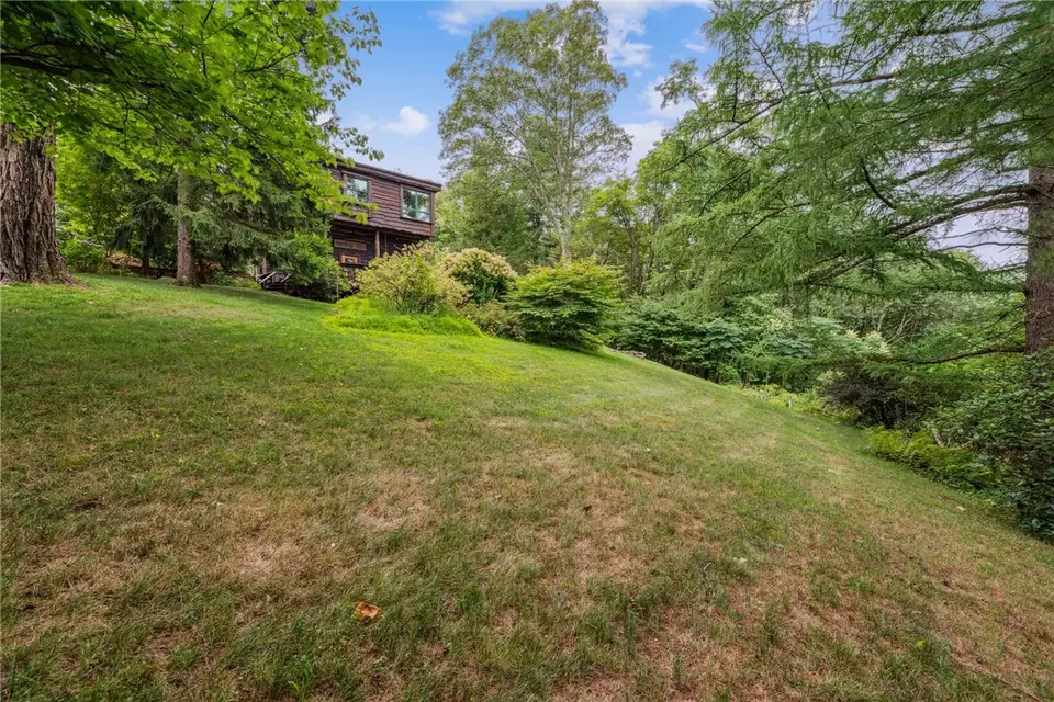  4 Winter Way, Champion, PA 15622 photo 38