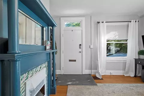 5824 Bryant St, Pittsburgh, PA 15206 photo 5