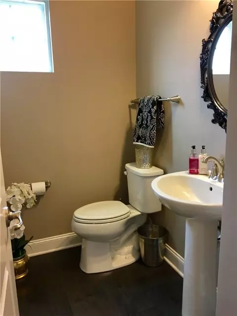 704 Pointe View Dr #D, Mars, PA 16046 photo 15