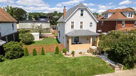 645 Grant St, Springdale, PA 15144