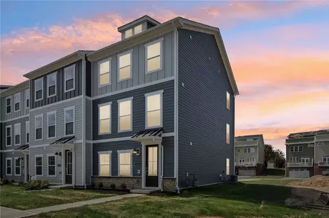 1406 Commons Ln, Bridgeville, PA 15017