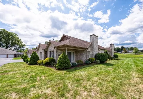 206 Stoneybrook Dr, Cabot, PA 16023
