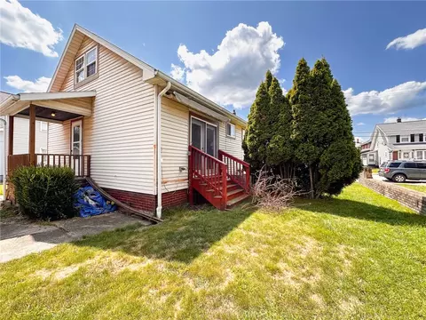 Exterior - 205 6th St, Monaca, PA 15061 photo 3 of 3