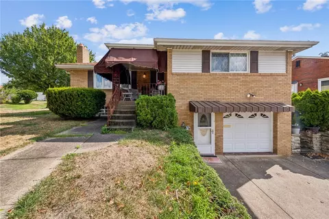 275 Robinhood Rd, Pittsburgh, PA 15220