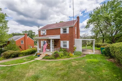 129 Demar Blvd, Canonsburg, PA 15317
