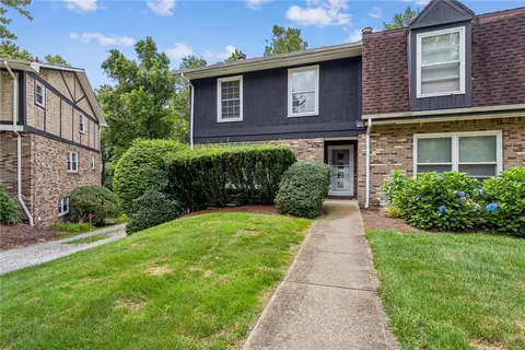 4522 Bucktail Dr, Allison Park, PA 15101