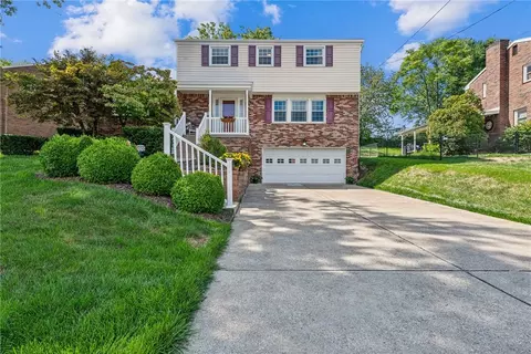 207 Rush Valley Rd, Monroeville, PA 15146