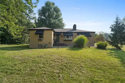 1318 Powers Run Rd, Pittsburgh, PA 15238