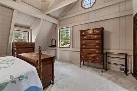 Bedroom - 302 Jackson Dr, Apollo, PA 15613 photo 5 of 7