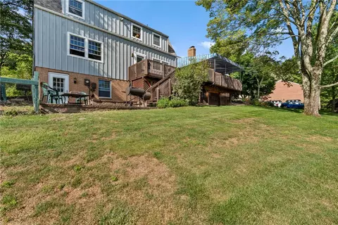 Exterior - 302 Jackson Dr, Apollo, PA 15613 photo 7 of 8