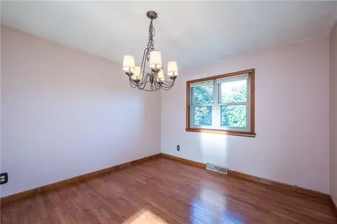 155 Carmella Dr, Irwin, PA 15642 photo 9