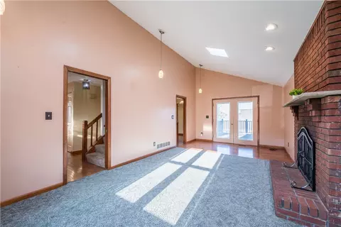 155 Carmella Dr, Irwin, PA 15642 photo 12