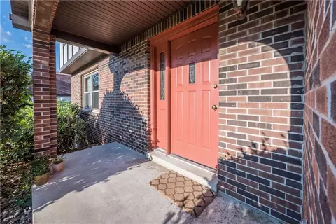 155 Carmella Dr, Irwin, PA 15642 photo 3