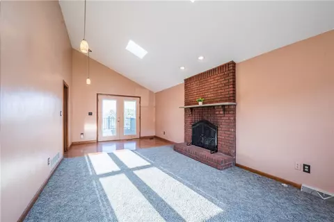 155 Carmella Dr, Irwin, PA 15642 photo 11