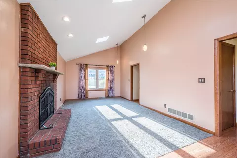 155 Carmella Dr, Irwin, PA 15642 photo 13