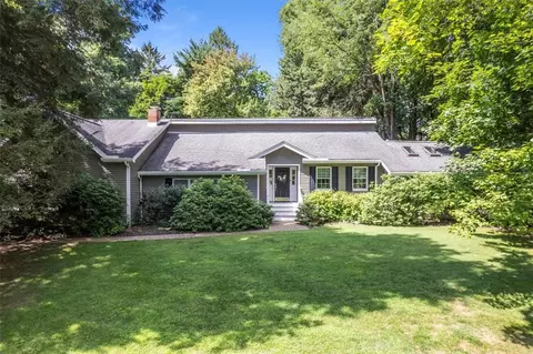 412 Bellaire Rd, Bradford Woods, PA 15015
