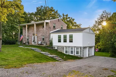 113 Grove Hill Rd, Baden, PA 15005