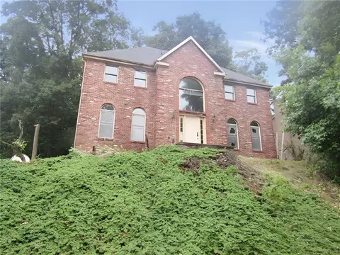 10149 Woodbury Dr, Wexford, PA 15090