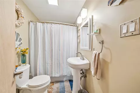 Bath - 2060 Guffey, North Huntingdon, PA 15642 photo 1 of 1