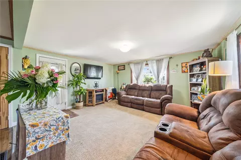 Living - 2060 Guffey, North Huntingdon, PA 15642 photo 1 of 3
