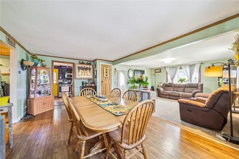 Dining - 2060 Guffey, North Huntingdon, PA 15642 photo 3 of 3