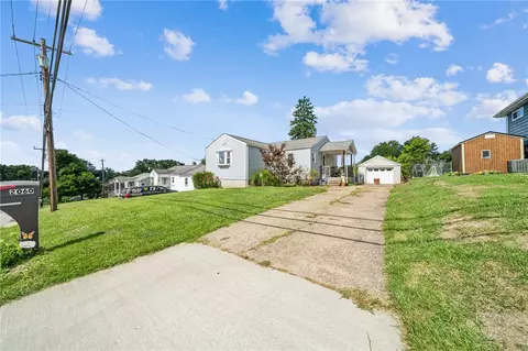 2060 Guffey, North Huntingdon, PA 15642