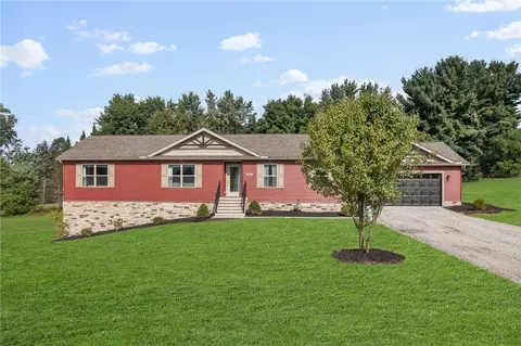 961 Sunset Dr, Butler, PA 16001