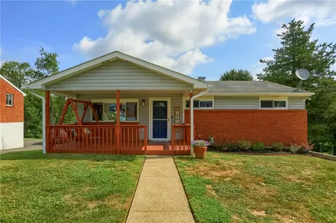 227 Burch Dr, Coraopolis, PA 15108