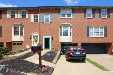 195 London Towne Dr, Pittsburgh, PA 15226