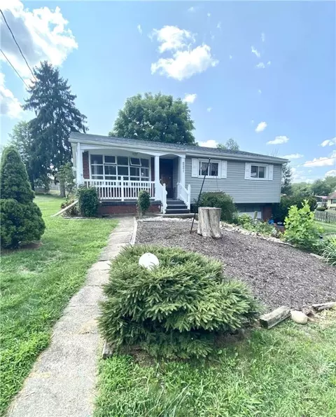 221 Plainview St, Belle Vernon, PA 15012